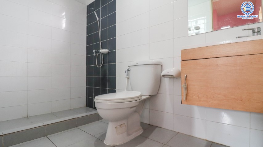 *****ทาวน์เฮ้าส์มือสองหลังมุมนนทบุรี ม.อารียา เดอะคัลเลอร์ แจ้งวัฒนะ-ติวานนท์ เนื้อที่ 23.3 ตร.ว สภาพดี พร้อมขาย กับฟังก์ชัน 3 ห้องนอน 2 ห้องน้ำ 1 ที่จอดรถ ทำเลติดแม่น้ำเจ้าพระยา เดินทางสะดวก เชื่อมต่อถนนหลายสาย ถนนศรีสมาน, ถนนติวานนท์ ใกล้ทางด่วน "แจ้งวัฒนะ" จองเลย!